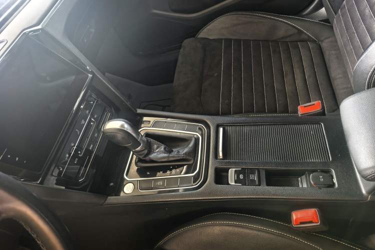 Used Volkswagen Magotan 2020 330TSI DSG Luxury Edition Interior 5