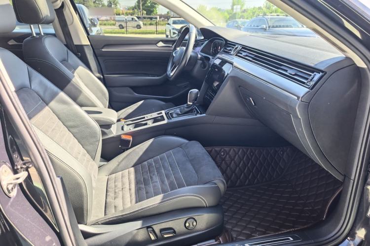 Used Volkswagen Magotan 2020 330TSI DSG Luxury Edition Interior 7