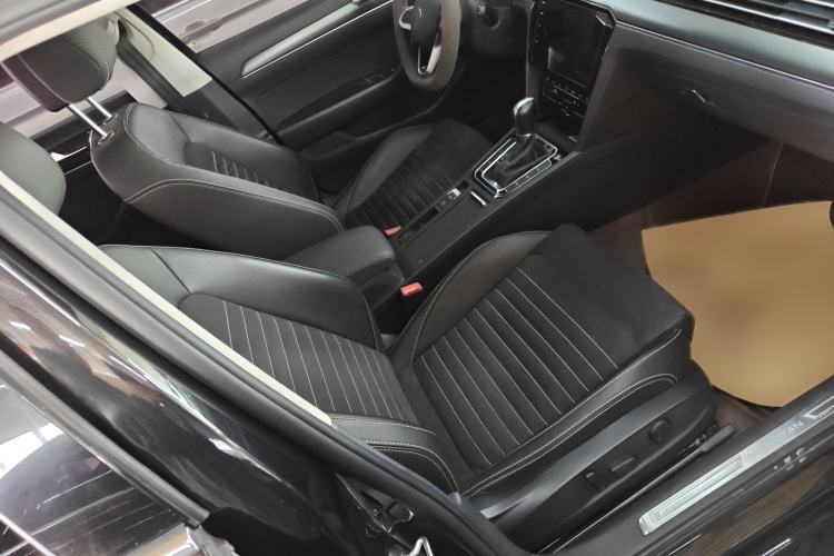 Used Volkswagen Magotan 2020 330TSI DSG Luxury Edition Interior 7