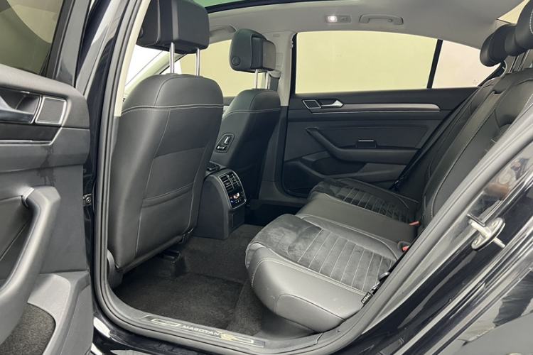 Used Volkswagen Magotan 2020 330TSI DSG Luxury Edition Interior 8
