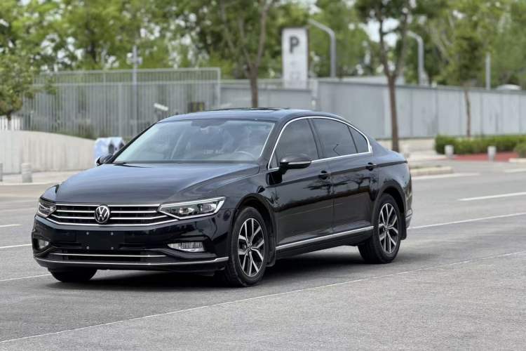 Used Volkswagen Magotan 2020 330TSI DSG Leading Model Guazi used car, China used car export, Used car for sale, Used  cars, Cheapest cars for sale