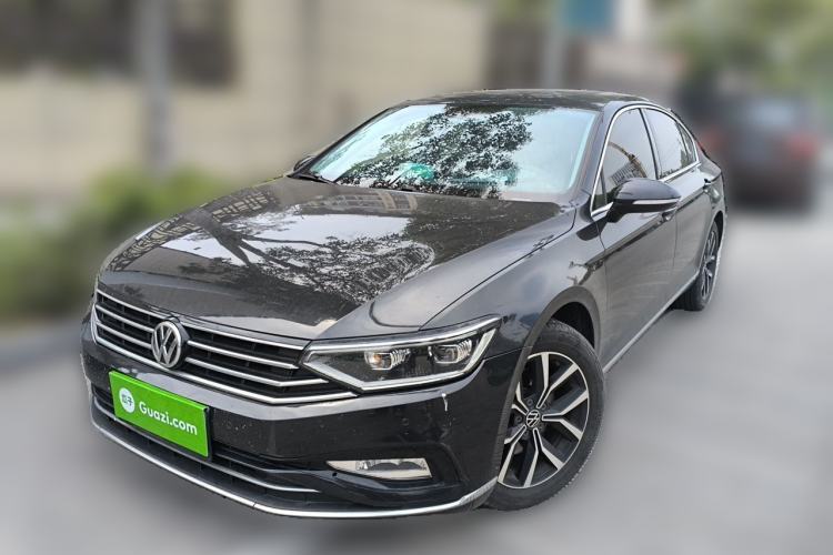 Used Volkswagen Magotan 2020 280TSI DSG Leading Edition Guazi used car, China used car export, Used car for sale, Used cars, Cheapest cars for sale