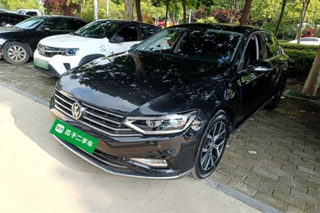 Używany Volkswagen Magotan 2020 330TSI DSG Leading Model