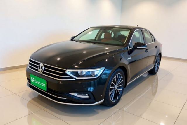 Ojetý Volkswagen Magotan 2020 330TSI DSG Luxury Edition
