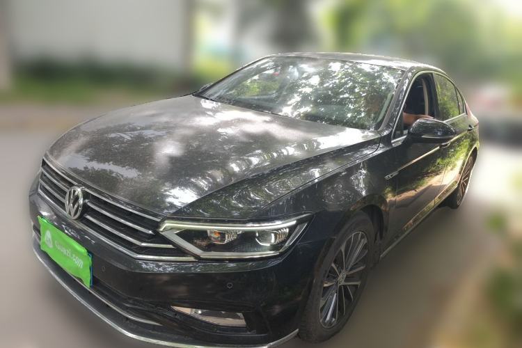 Used Volkswagen Magotan 2020 330TSI DSG Luxury Edition Guazi used car, China used car export, Used car for sale, Used Volkswagen cars, Cheapest cars for sale