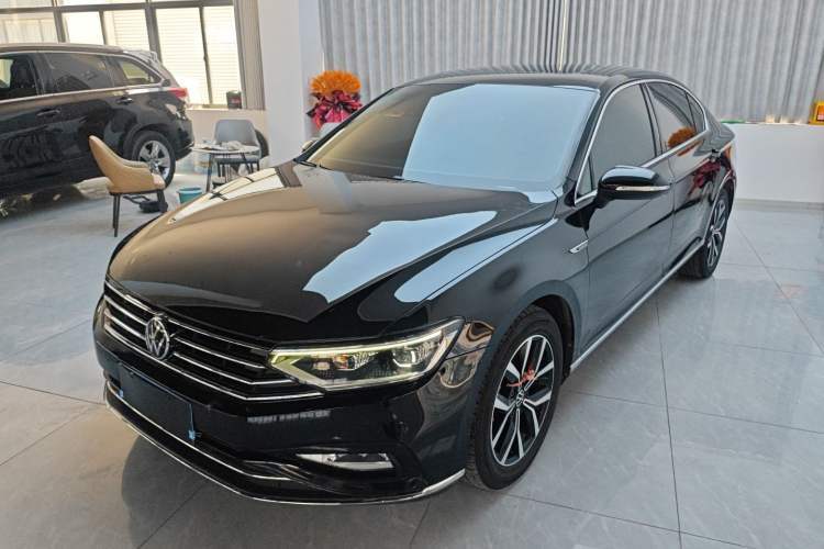Used Volkswagen Magotan 2020 330TSI DSG Leading Model Guazi used car, China used car export, Used car for sale, Used cars, Cheapest cars for sale