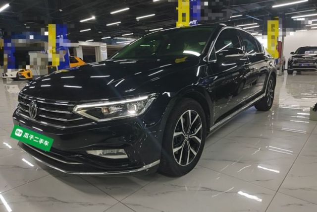 Ojetý Volkswagen Magotan 2020 280TSI DSG Leading Edition