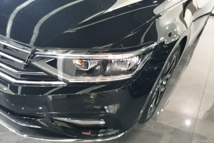Used Volkswagen Magotan 2020 330TSI DSG Leading Model Left Front Headlight