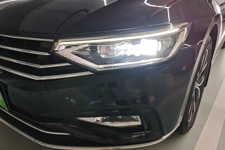 Used Volkswagen Magotan 2020 330TSI DSG Leading Model Left Front Headlight