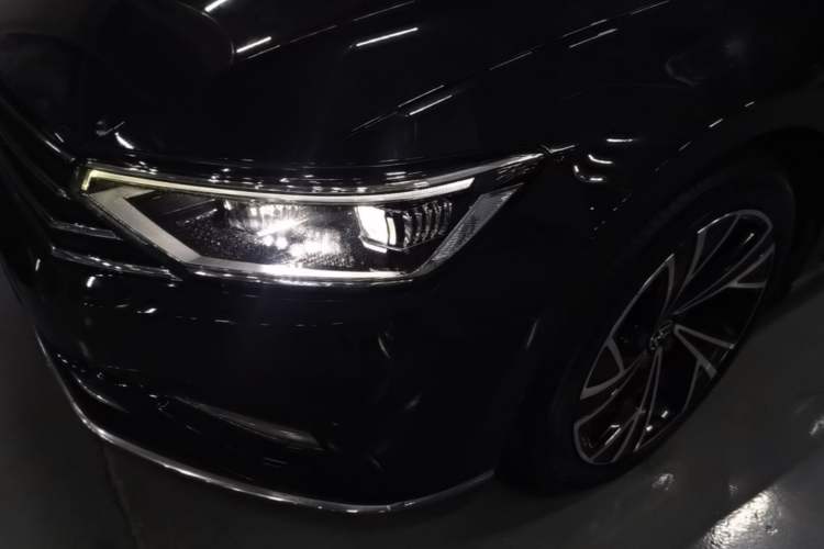 Used Volkswagen Magotan 2020 330TSI DSG Luxury Edition Left Front Headlight