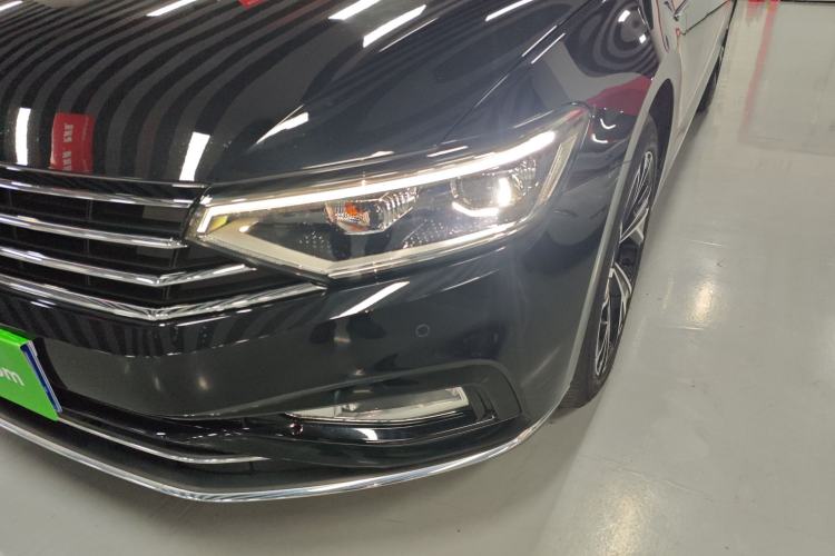 Used Volkswagen Magotan 2020 330TSI DSG Luxury Edition Left Front Headlight