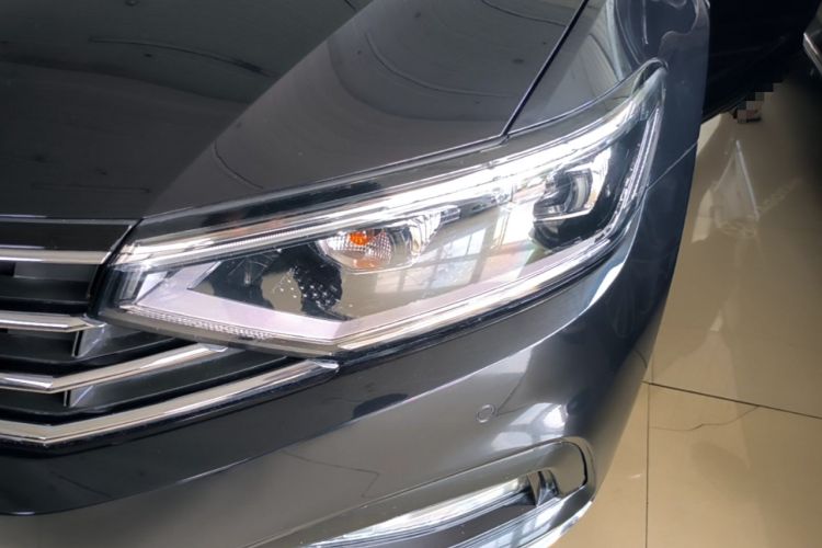 Used Volkswagen Magotan 2020 330TSI DSG Luxury Edition Left Front Headlight