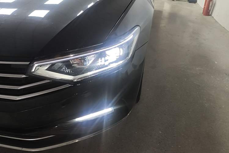 Used Volkswagen Magotan 2020 330TSI DSG Luxury Edition Left Front Headlight