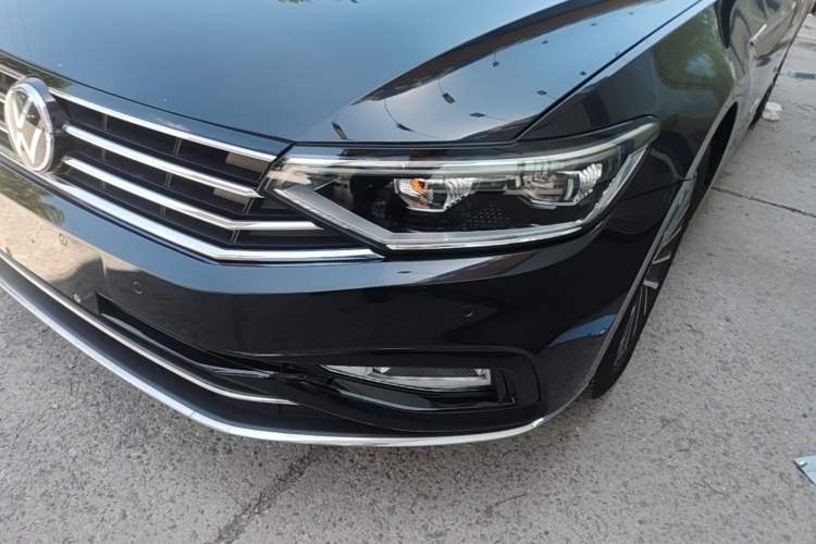Used Volkswagen Magotan 2020 330TSI DSG Leading Model Left Front Headlight