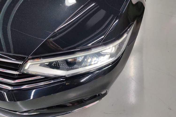 Used Volkswagen Magotan 2020 330TSI DSG Leading Model Left Front Headlight