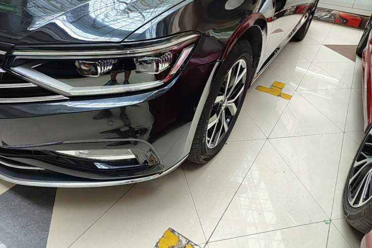 Used Volkswagen Magotan 2020 330TSI DSG Leading Model Left Front Headlight