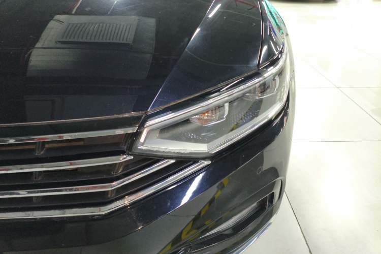 Used Volkswagen Magotan 2020 330TSI DSG Luxury Edition Left Front Headlight
