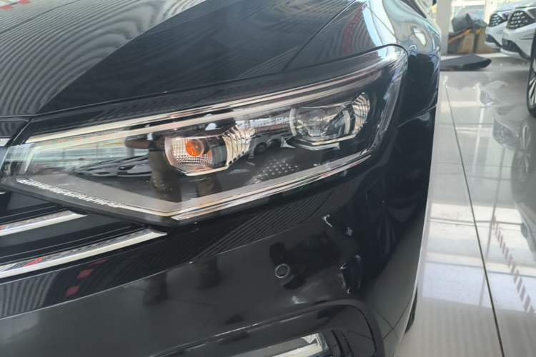 Used Volkswagen Magotan 2020 330TSI DSG Luxury Edition Left Front Headlight