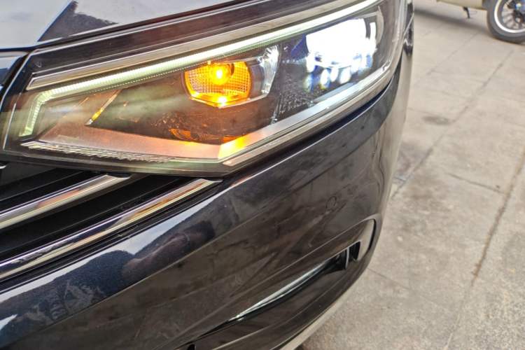 Used Volkswagen Magotan 2020 330TSI DSG Leading Model Left Front Headlight