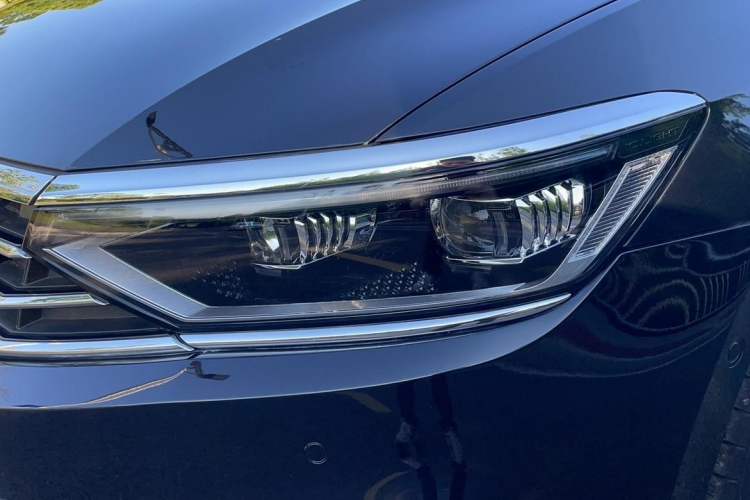 Used Volkswagen Magotan 2020 380TSI DSG Luxury Version Left Front Headlight