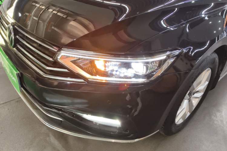 Used Volkswagen Magotan 2020 280TSI DSG Comfort Edition Left Front Headlight