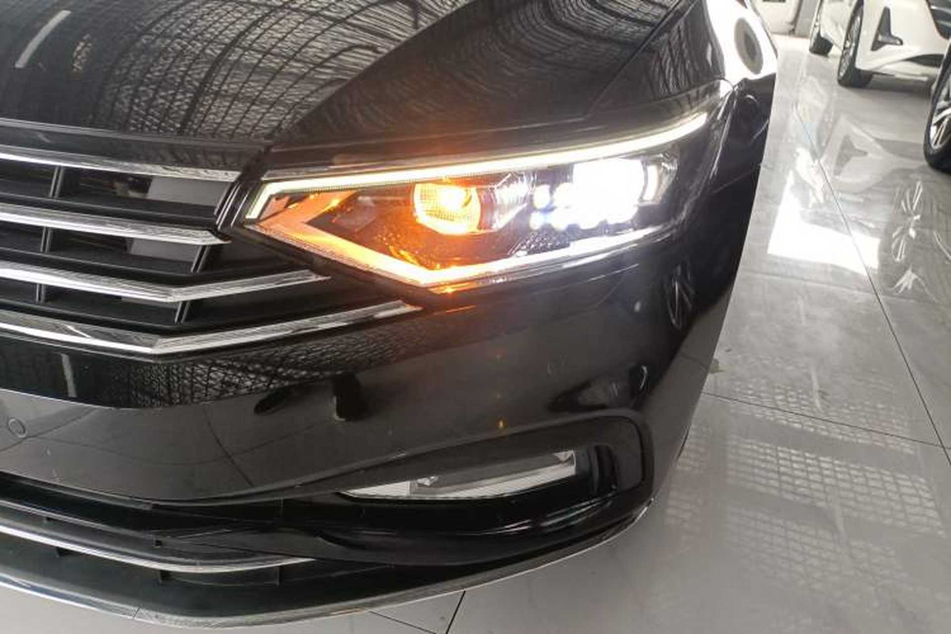 Used Volkswagen Magotan 2020 280TSI DSG Comfort Edition Left Front Headlight