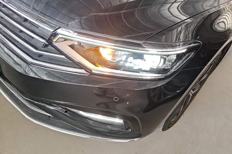 Used Volkswagen Magotan 2020 330TSI DSG Luxury Edition Left Front Headlight