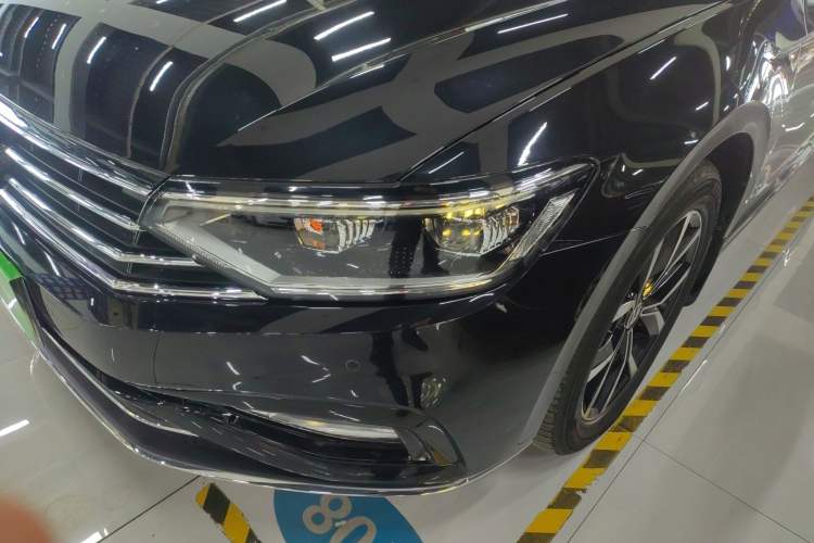 Used Volkswagen Magotan 2020 330TSI DSG Leading Model Left Front Headlight