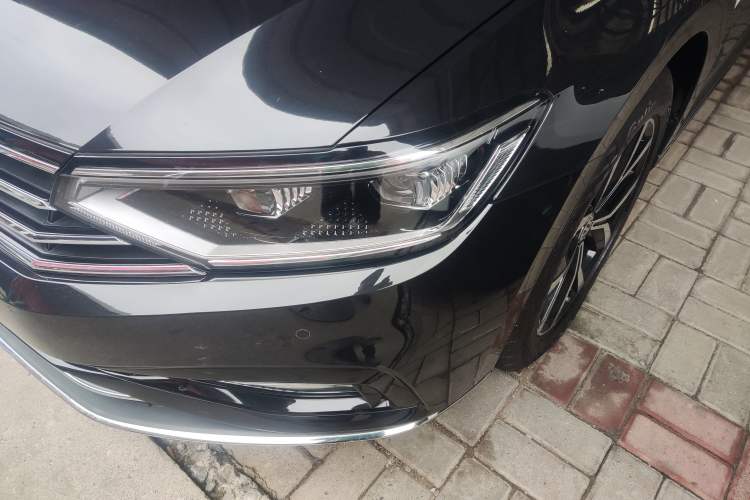 Used Volkswagen Magotan 2020 330TSI DSG Leading Model Left Front Headlight