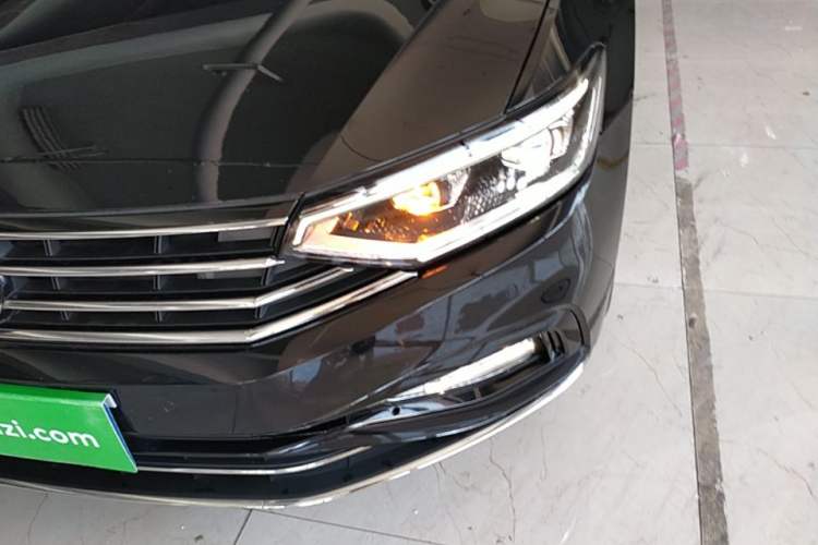 Used Volkswagen Magotan 2020 330TSI DSG Luxury Edition Left Front Headlight