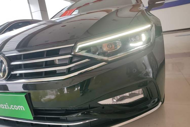 Used Volkswagen Magotan 2020 330TSI DSG Leading Model Left Front Headlight