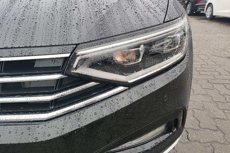 Used Volkswagen Magotan 2020 330TSI DSG Leading Model Left Front Headlight