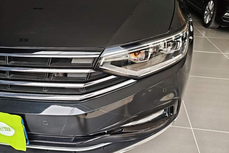 Used Volkswagen Magotan 2020 280TSI DSG Comfort Edition Left Front Headlight