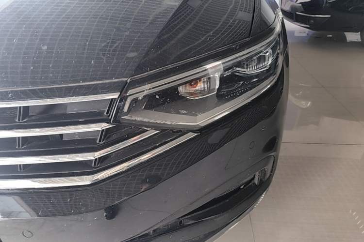Used Volkswagen Magotan 2020 330TSI DSG Leading Model Left Front Headlight