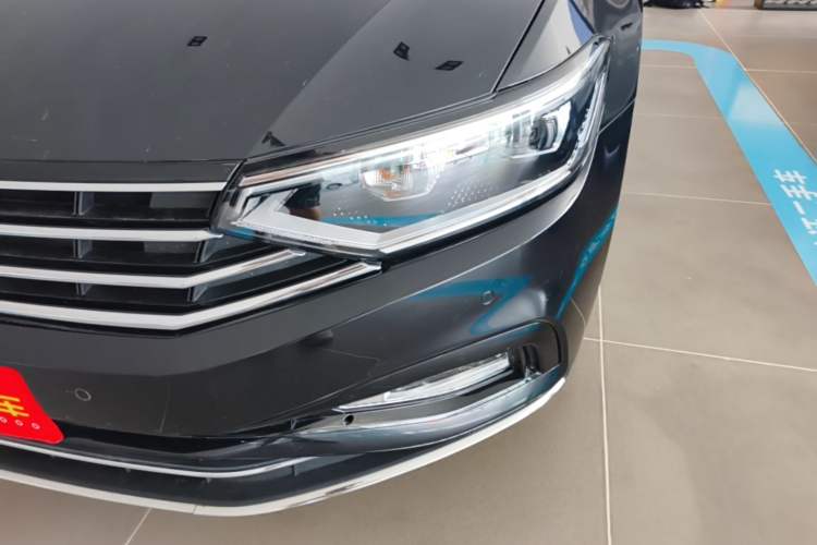 Used Volkswagen Magotan 2020 330TSI DSG Luxury Edition Left Front Headlight