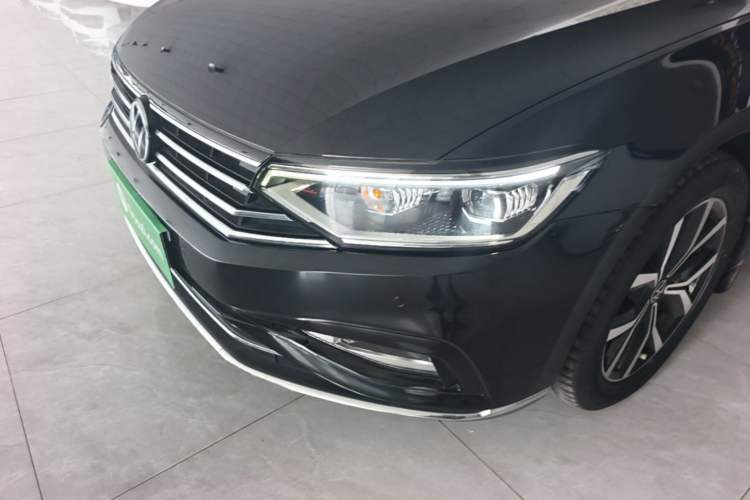 Used Volkswagen Magotan 2020 330TSI DSG Leading Model Left Front Headlight
