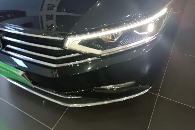 Used Volkswagen Magotan 2020 330TSI DSG Luxury Edition Left Front Headlight
