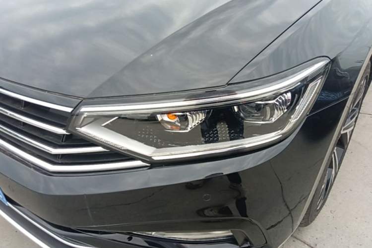 Used Volkswagen Magotan 2020 330TSI DSG Luxury Edition Left Front Headlight