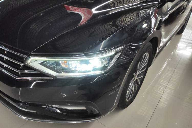 Used Volkswagen Magotan 2020 330TSI DSG Luxury Edition Left Front Headlight