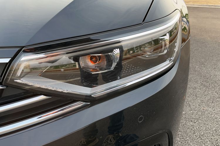 Used Volkswagen Magotan 2020 280TSI DSG Comfort Edition Left Front Headlight