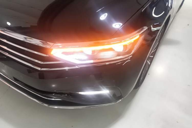 Used Volkswagen Magotan 2020 380TSI DSG Luxury Version Left Front Headlight