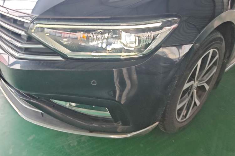 Used Volkswagen Magotan 2020 330TSI DSG Leading Model Left Front Headlight