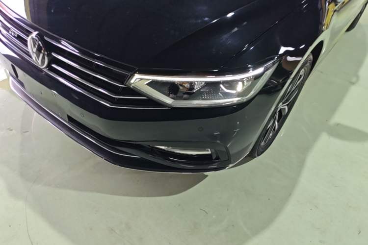 Used Volkswagen Magotan 2020 330TSI DSG Leading Model Left Front Headlight