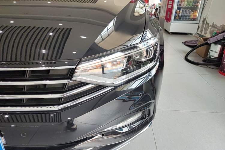 Used Volkswagen Magotan 2020 330TSI DSG Luxury Edition Left Front Headlight