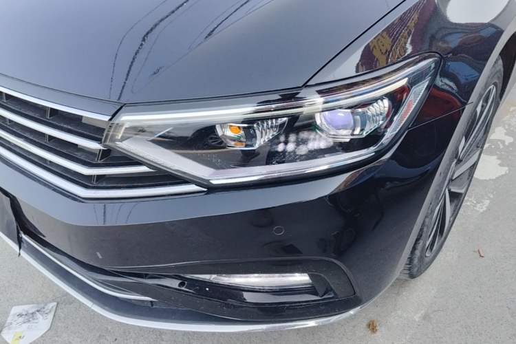 Used Volkswagen Magotan 2020 330TSI DSG Leading Model Left Front Headlight