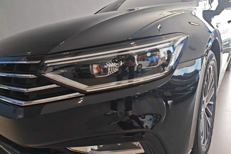 Used Volkswagen Magotan 2020 330TSI DSG Luxury Edition Left Front Headlight