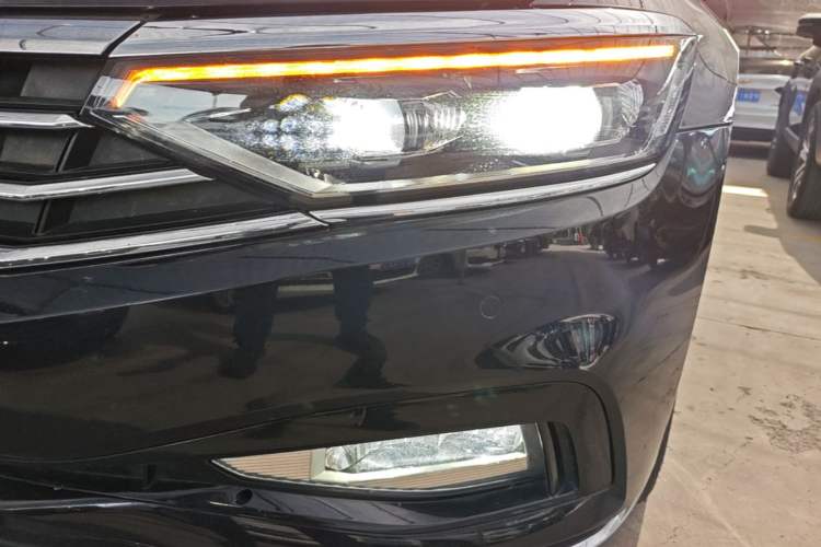 Used Volkswagen Magotan 2020 380TSI DSG Luxury Version Left Front Headlight