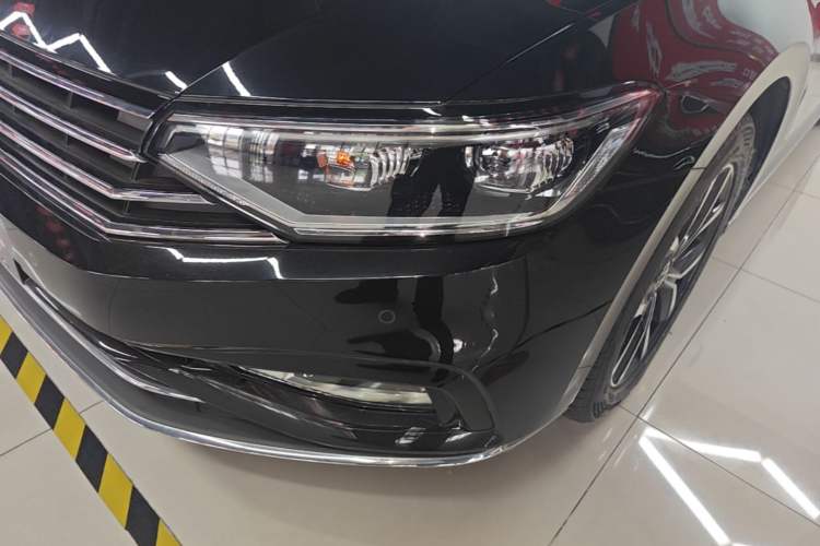 Used Volkswagen Magotan 2020 330TSI DSG Leading Model Left Front Headlight