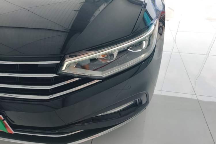 Used Volkswagen Magotan 2020 330TSI DSG Leading Model Left Front Headlight
