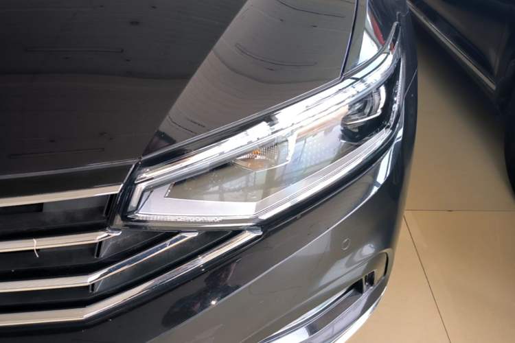 Used Volkswagen Magotan 2020 330TSI DSG Luxury Edition Left Front Headlight